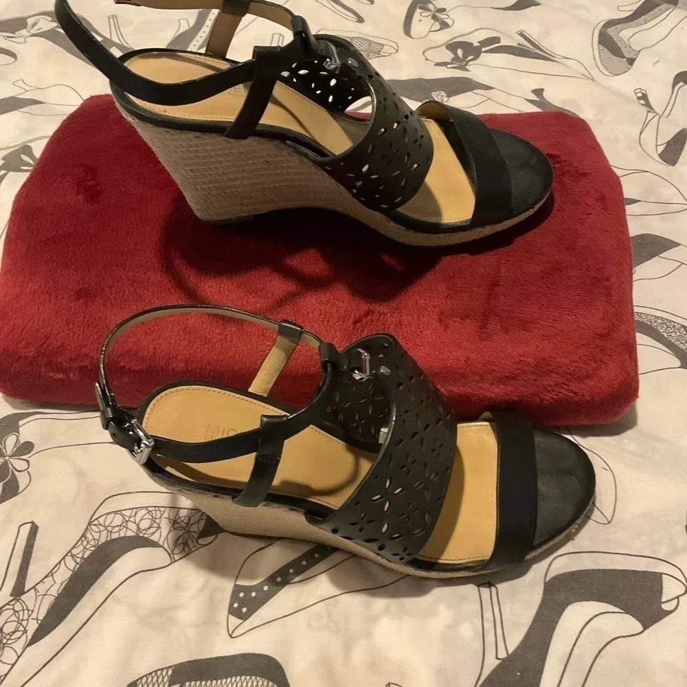 MICHAEL Michael Kors Espadrilles Size 7.5